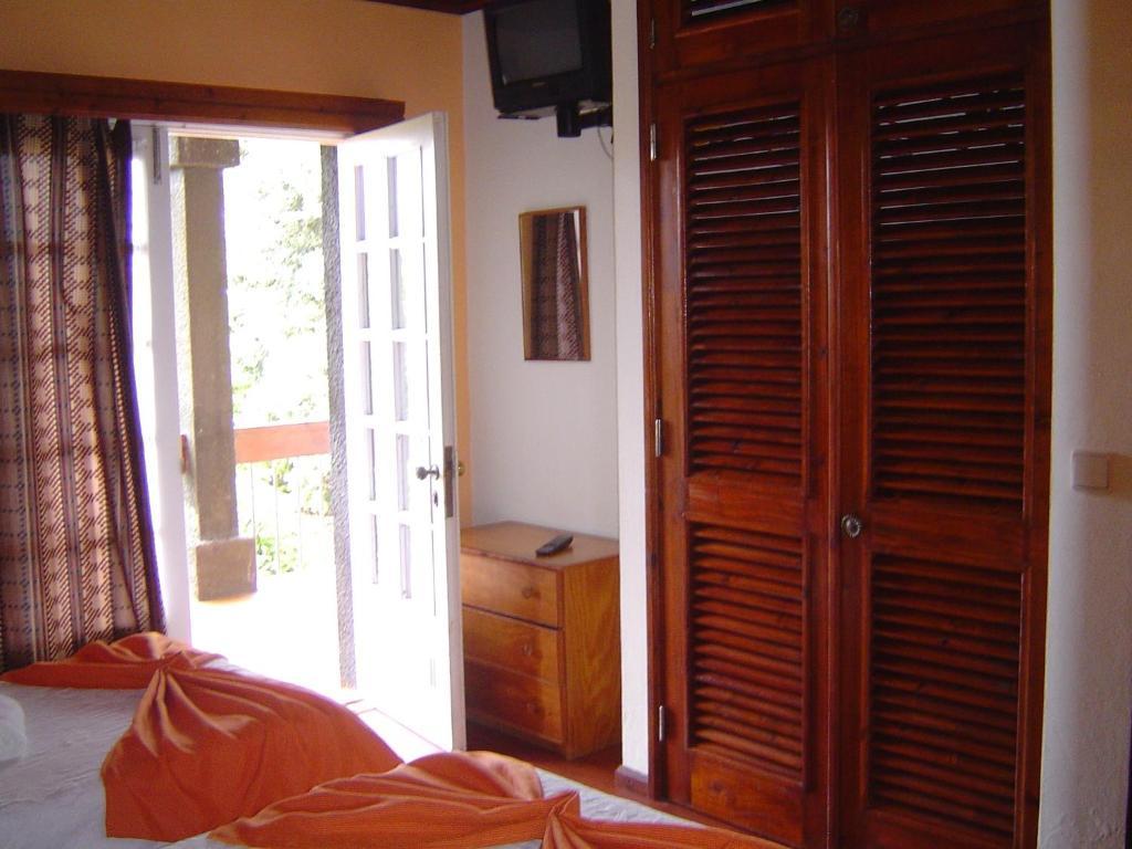 Hotel Montanha São Roque do Pico Habitación foto